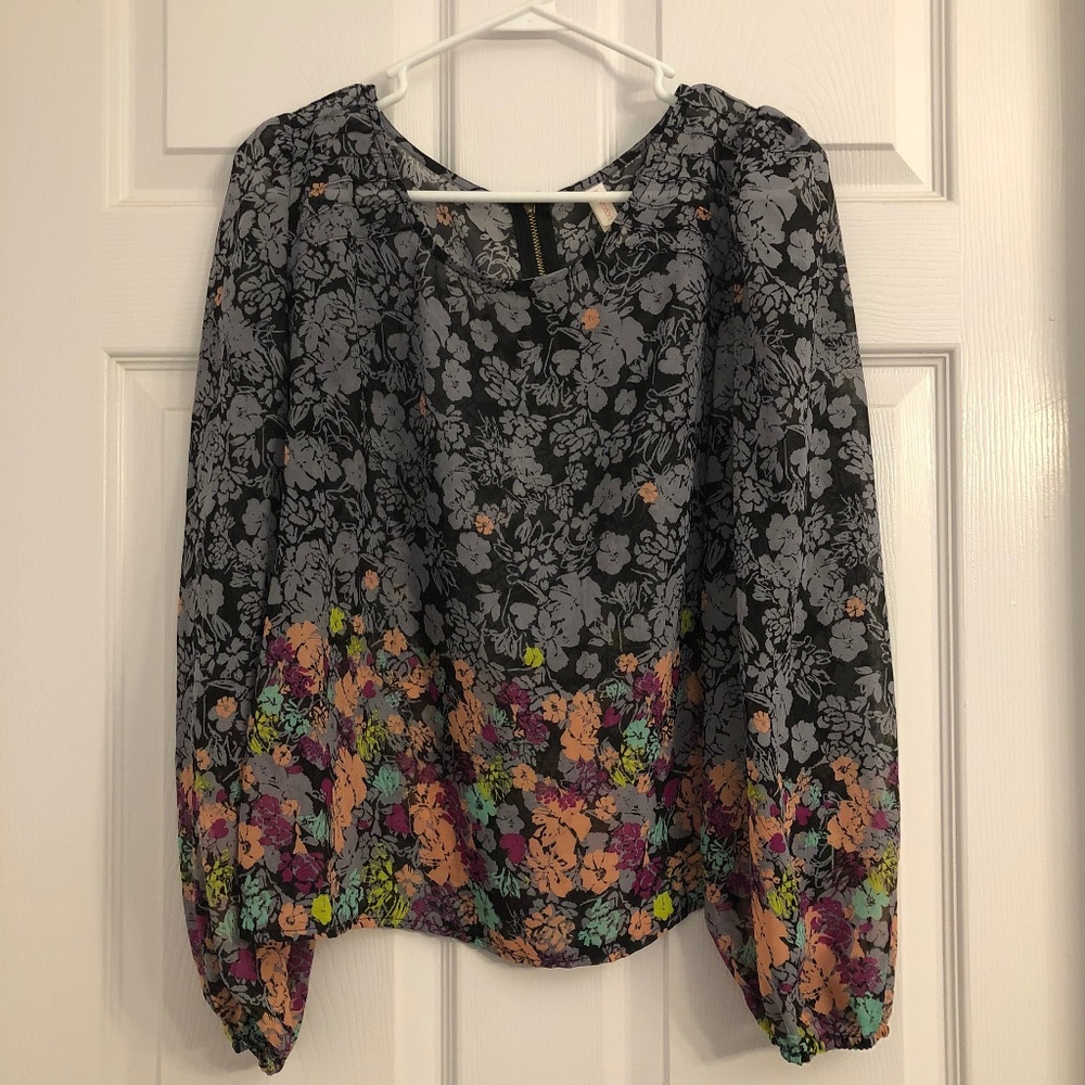 Floral top